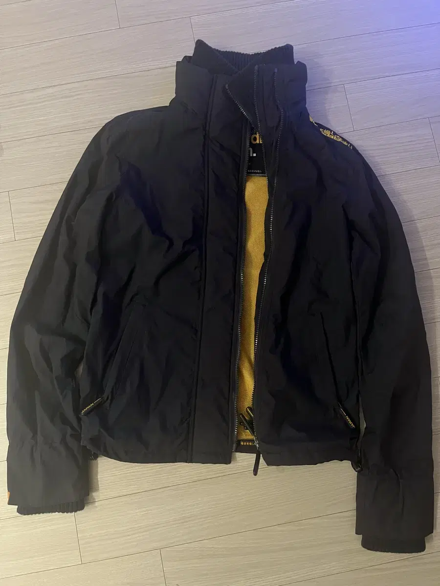 Superdry Windcheater Windshield(s) for sale.