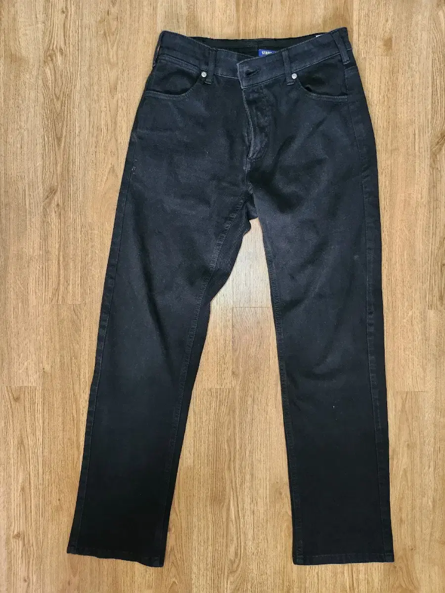 Black skinny jeans