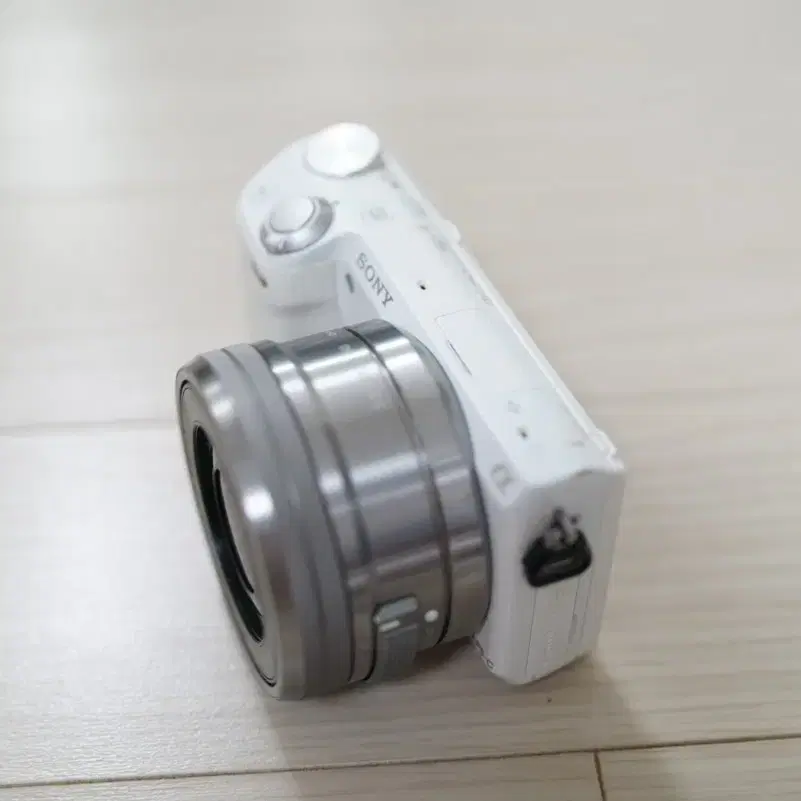 소니 미러리스 카메라 NEX-5R 과 16-50 렌즈 세트