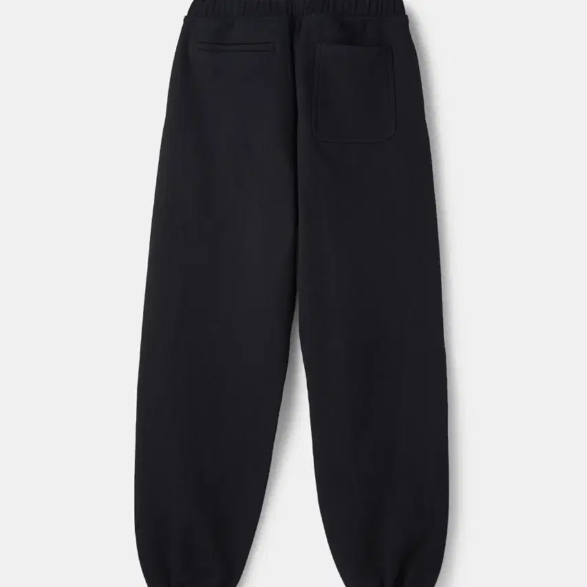 에스이오 LOGO TRACK PANTS BLACK 1