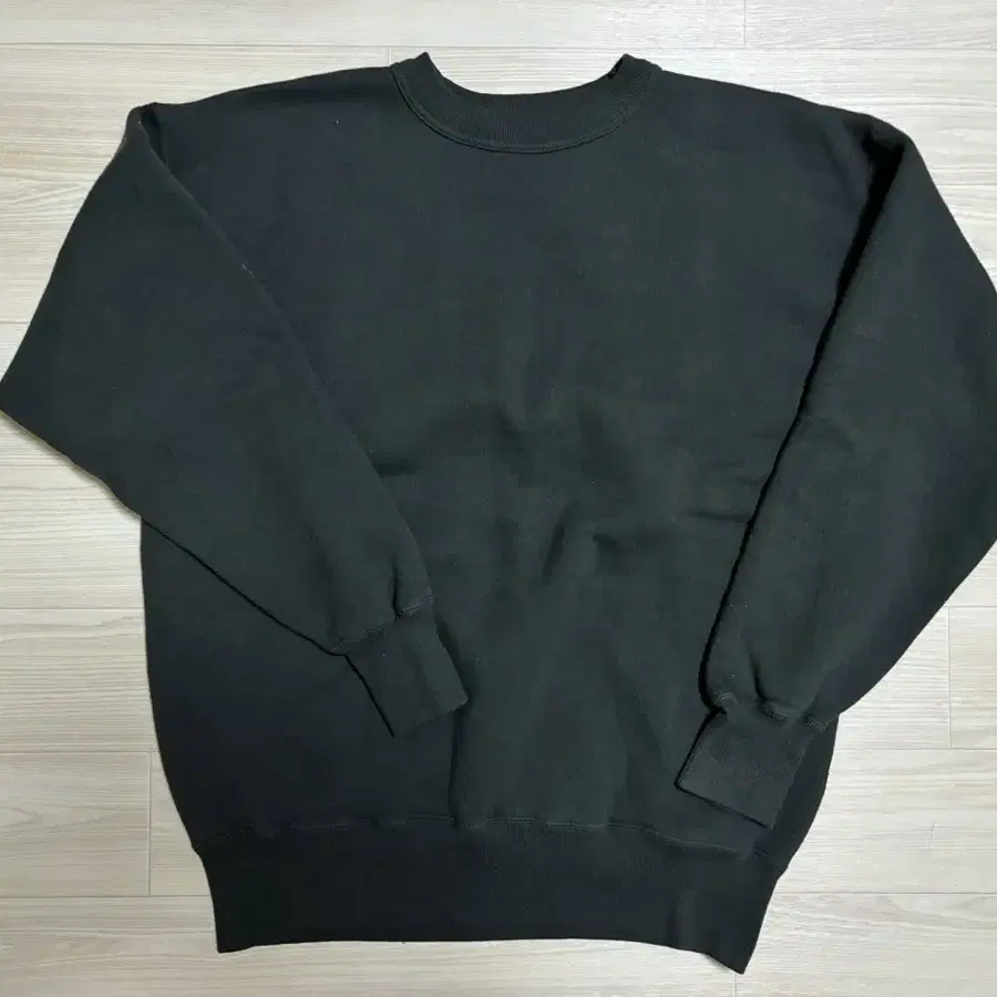 떨이가격! G&F co. Crew neck sweat shirts