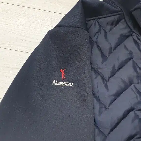 Nassau 낫소 집업자켓 XL 100~105호 S급! 드라이완료!