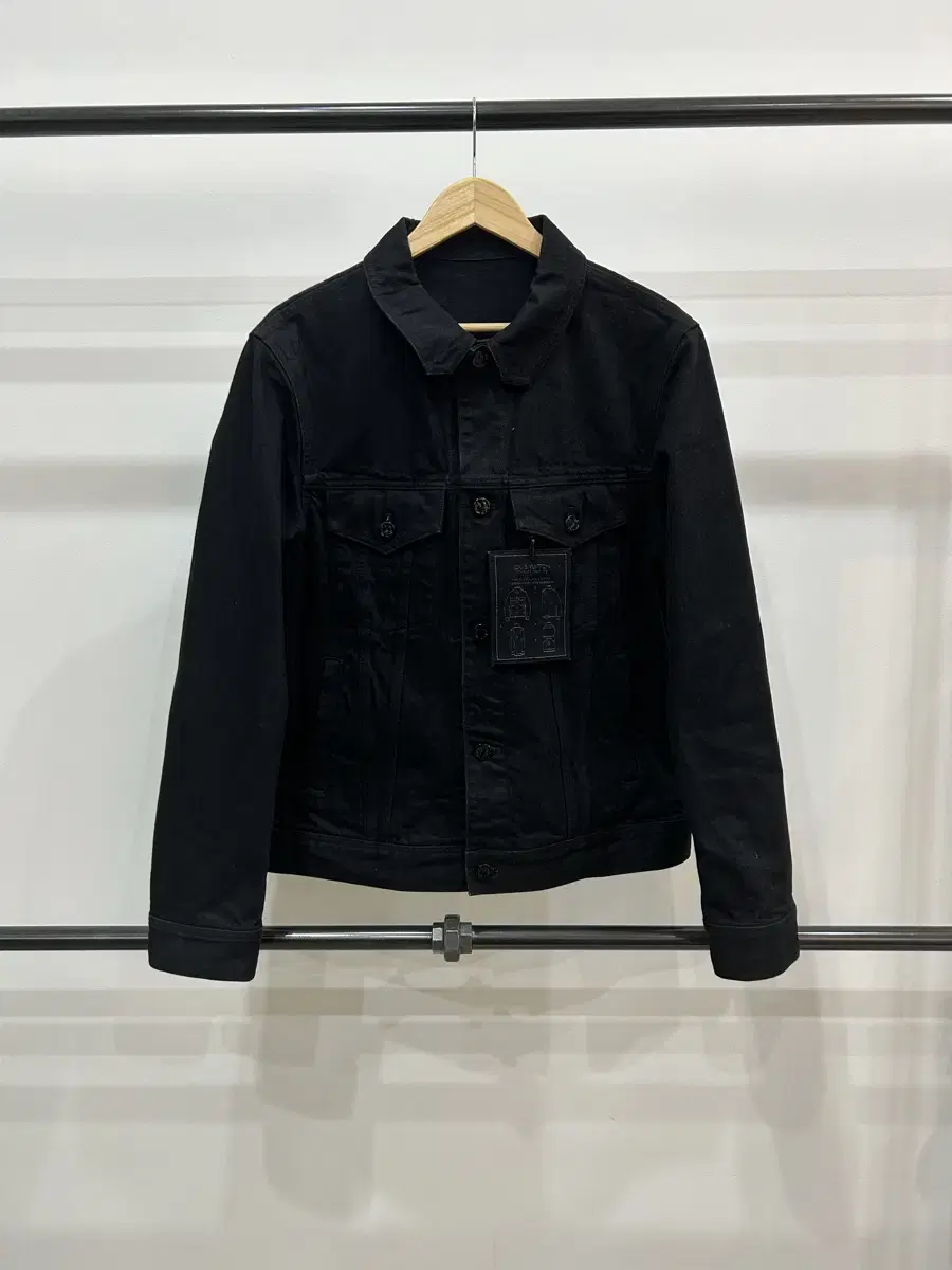 [50] Louis Vuitton DNA Black Denim Jacket in Korea