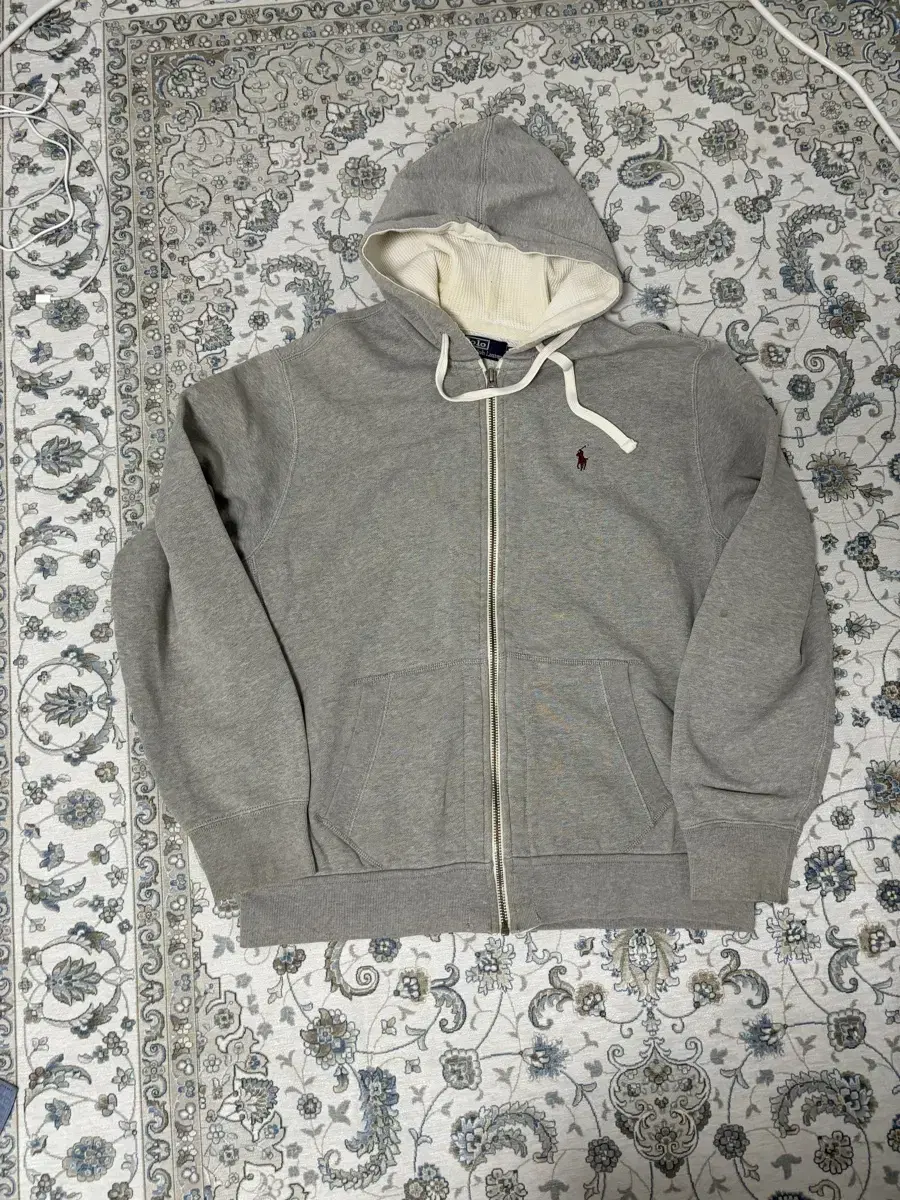 Polo Hood Pickup