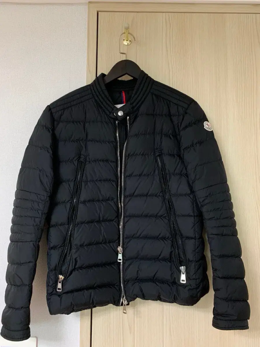 Moncler Amiopadding 2 Size Padded Case with HangersIncludes