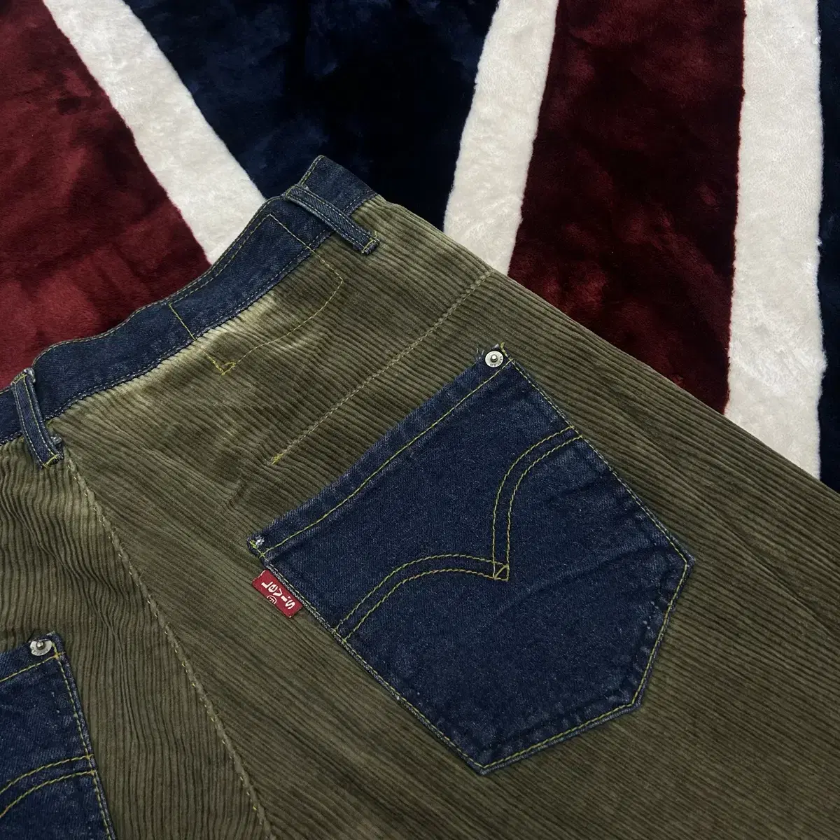 [Actual 30]Levi's Engineered Fit Corduroy Remake Pants