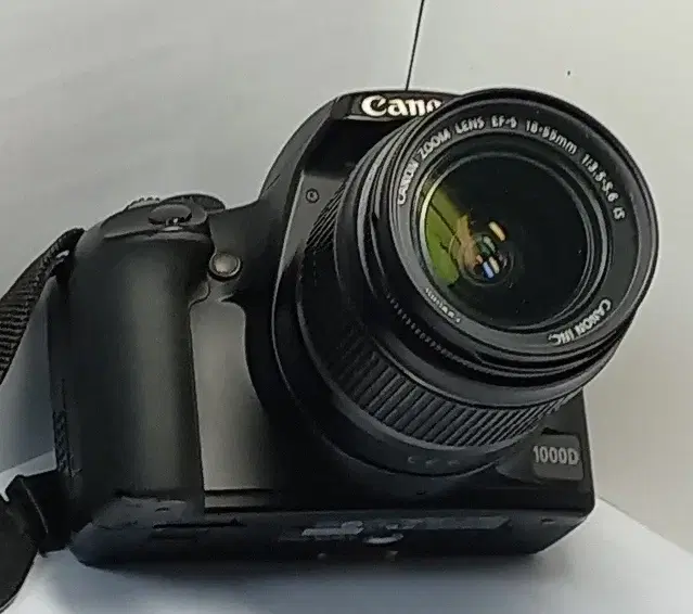 CANON EOS 1000D