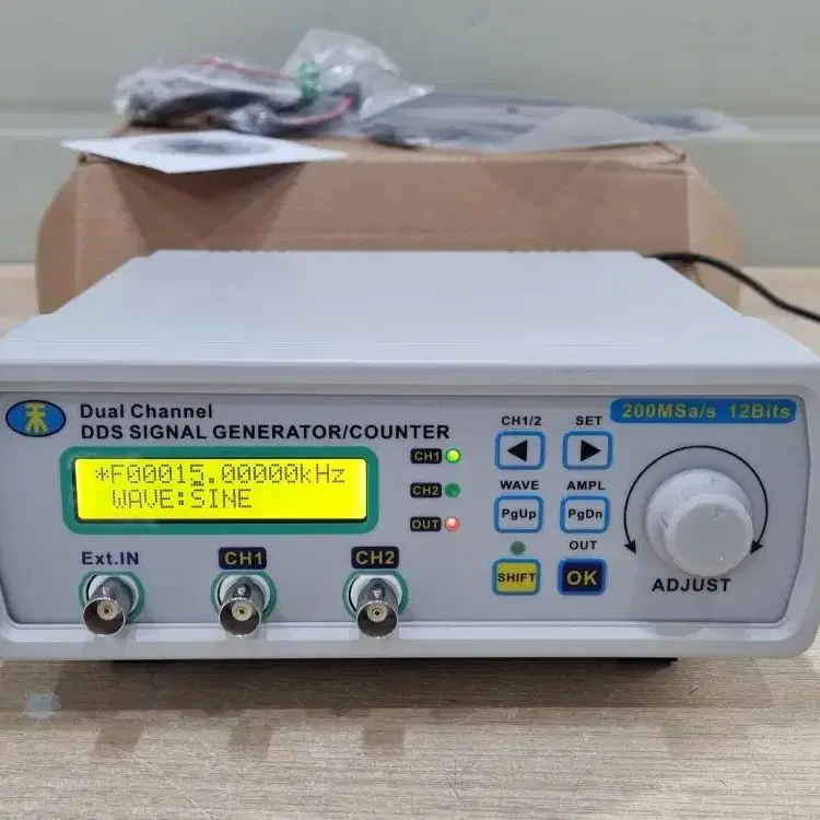 DDS 신호발생기 MHS-5200A 200MSa/s 25MHz