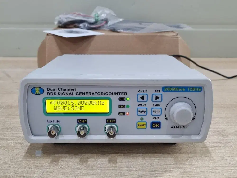 DDS 신호발생기 MHS-5200A 200MSa/s 25MHz