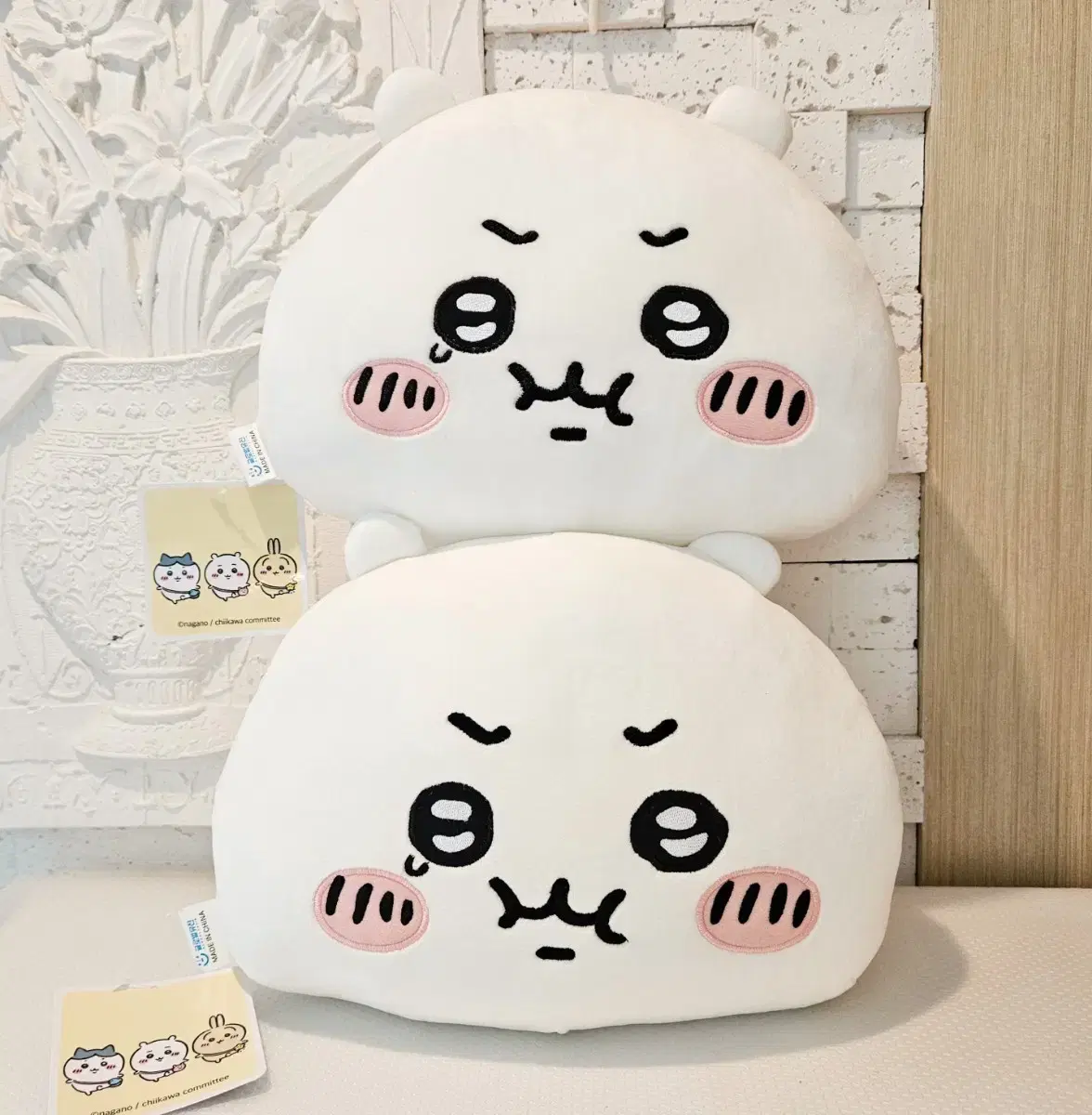 Munchkin Chiikawa Reversed facial expression cushion doll