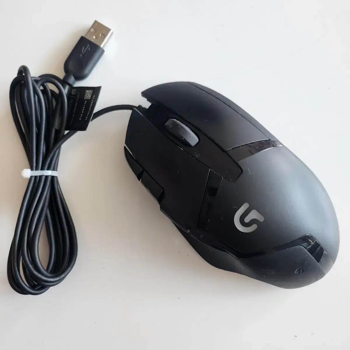 로지텍 g402 중고 판매합니다.