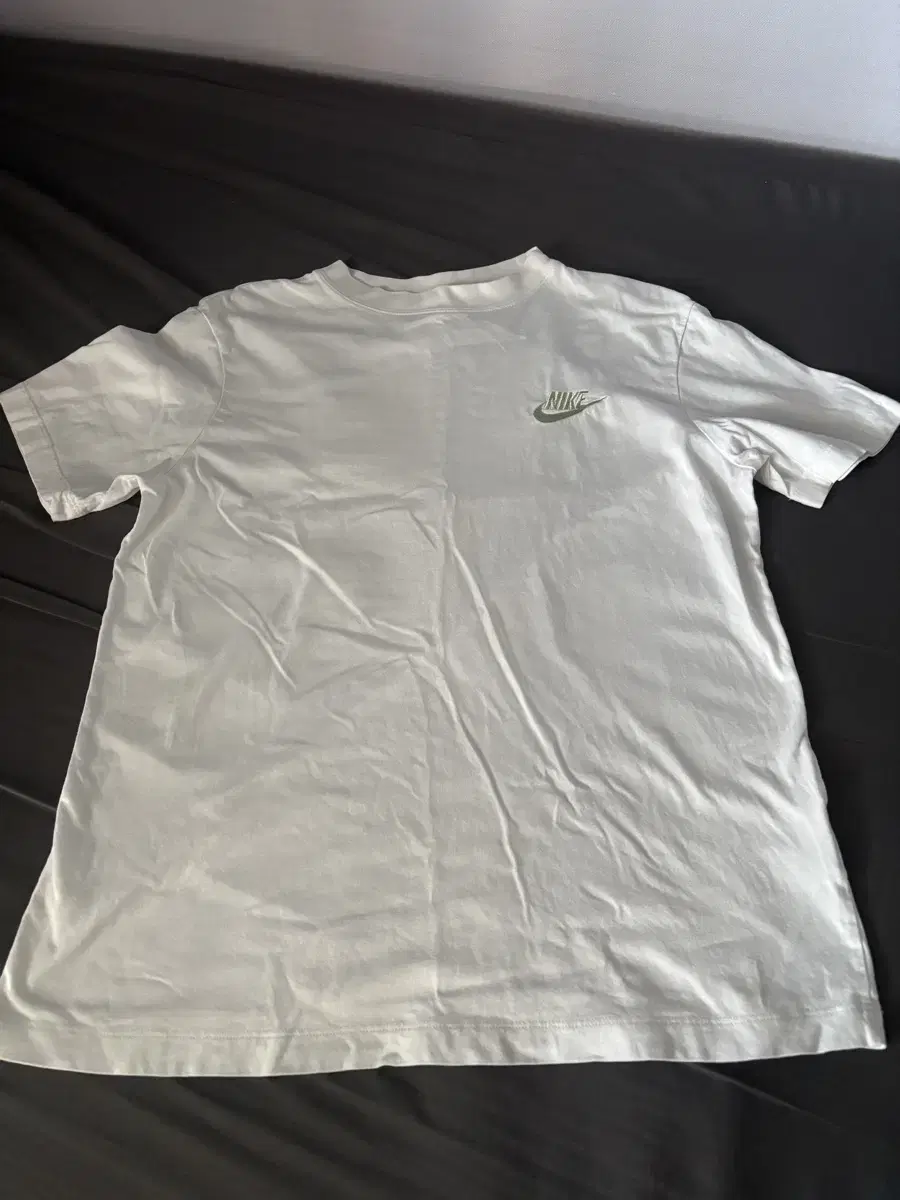 Nike Vahn Tee.