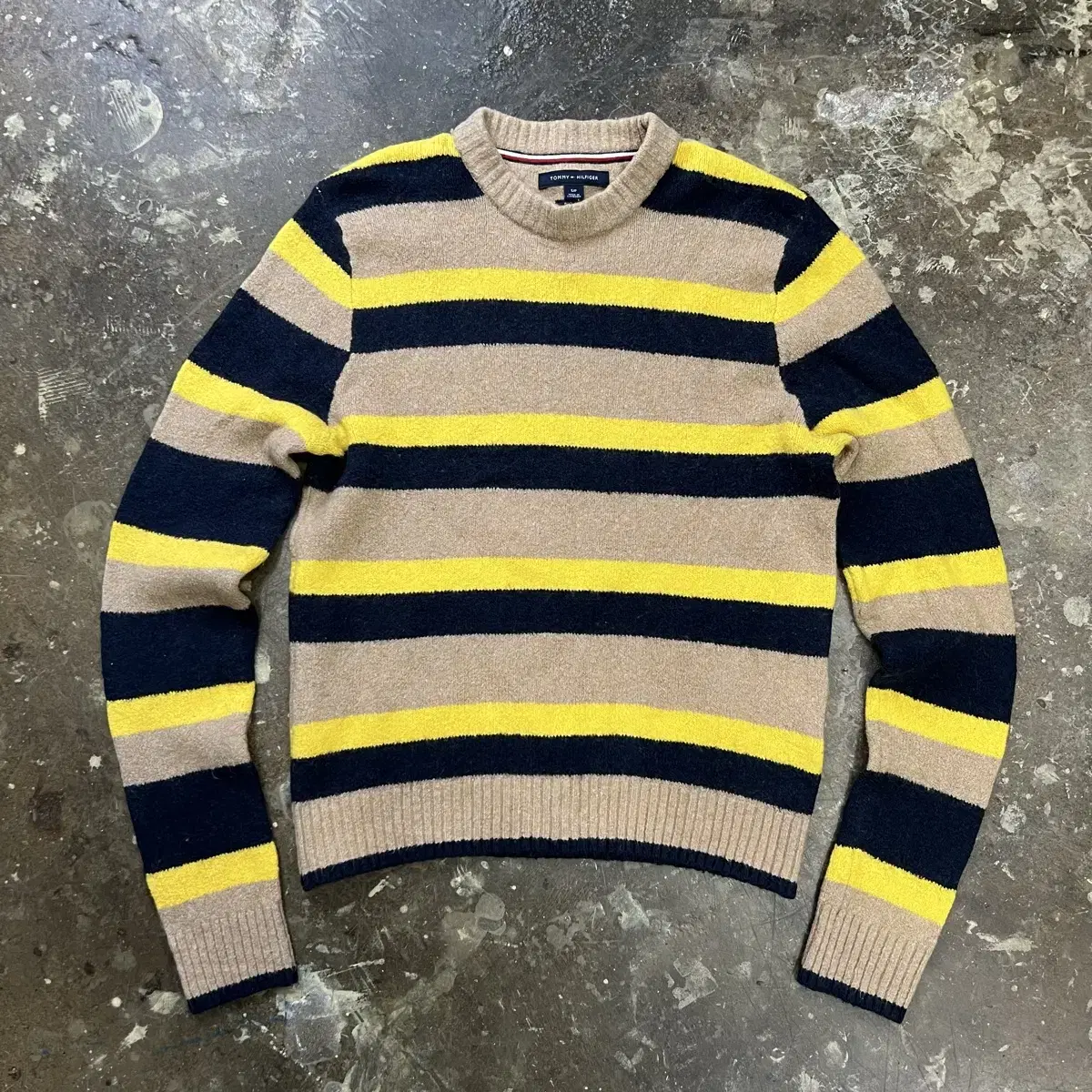 95) Tommy Hilfiger Striped Knit Sweater