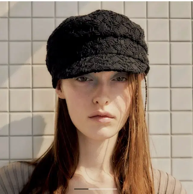 포에지담CROCHET NOUVELLE MARGOT HAT IN BLACK