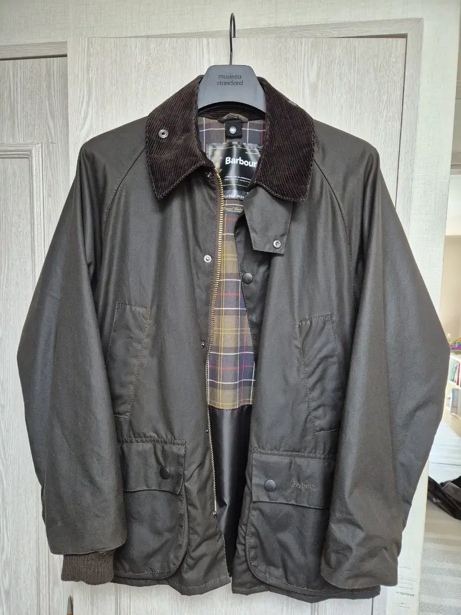 Barbour Vidale Olive Color 40 (with winter liner) Size 100-105