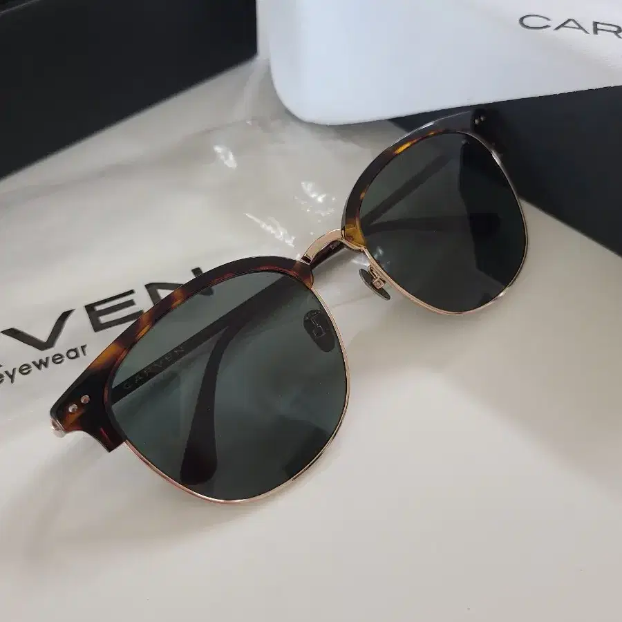 (새상품) 까르뱅 팬텀 CARVEN PHANTOM 선글라스