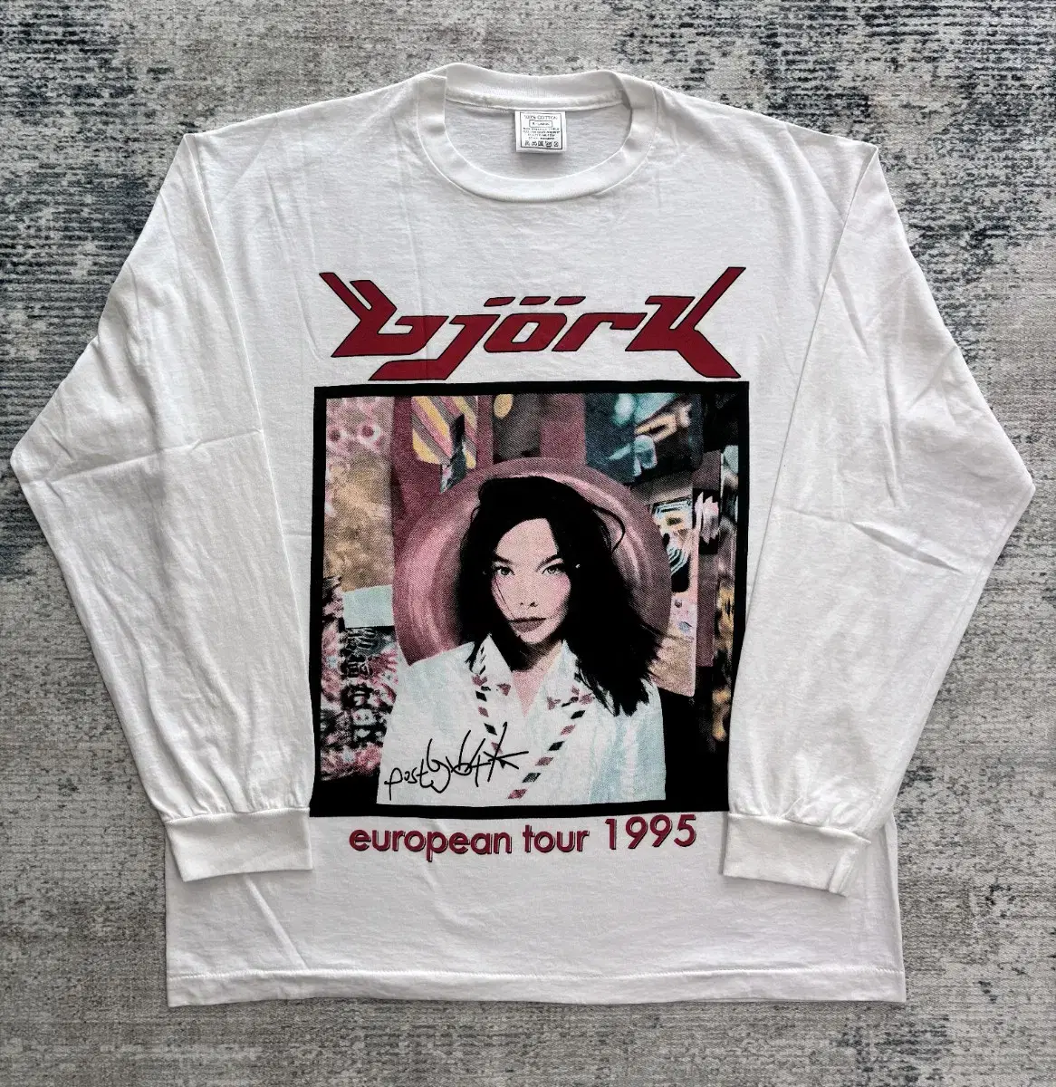 Bjork Vintage Band Tee (XLsize)