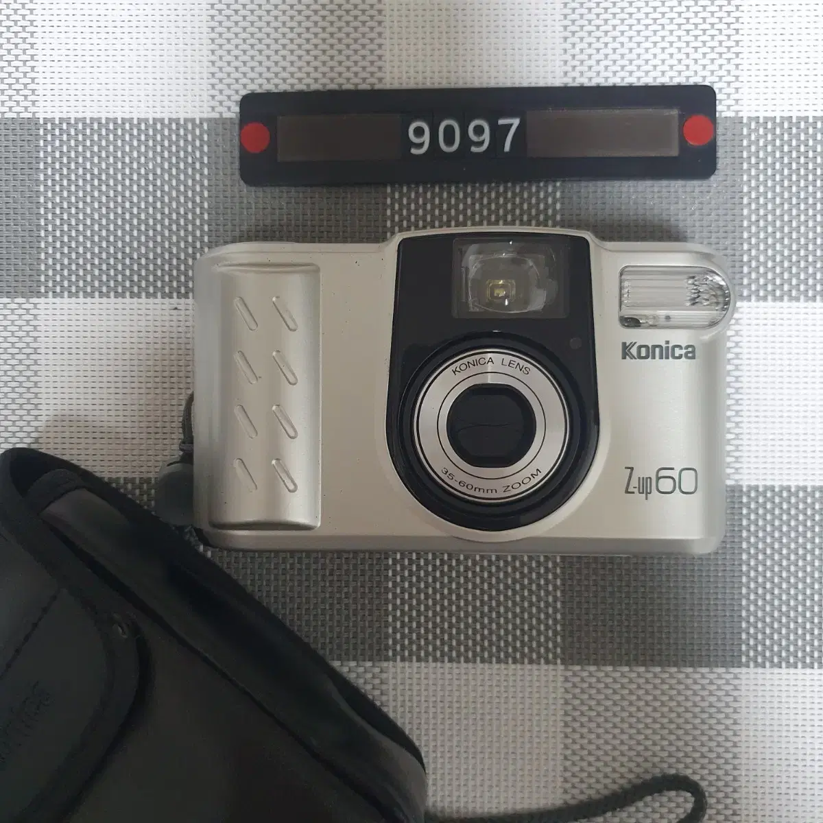 Konica Z-up 60 Film Camera With Pow