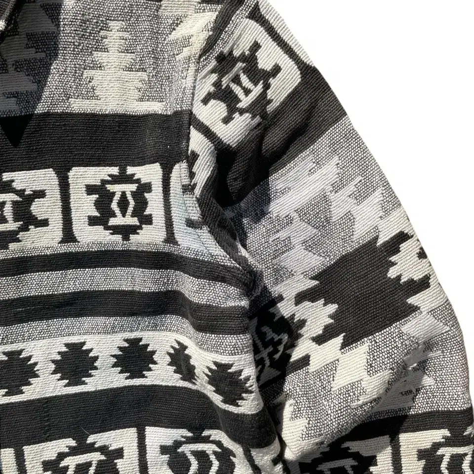 90's Aztec Pattern Gobelin Jacket