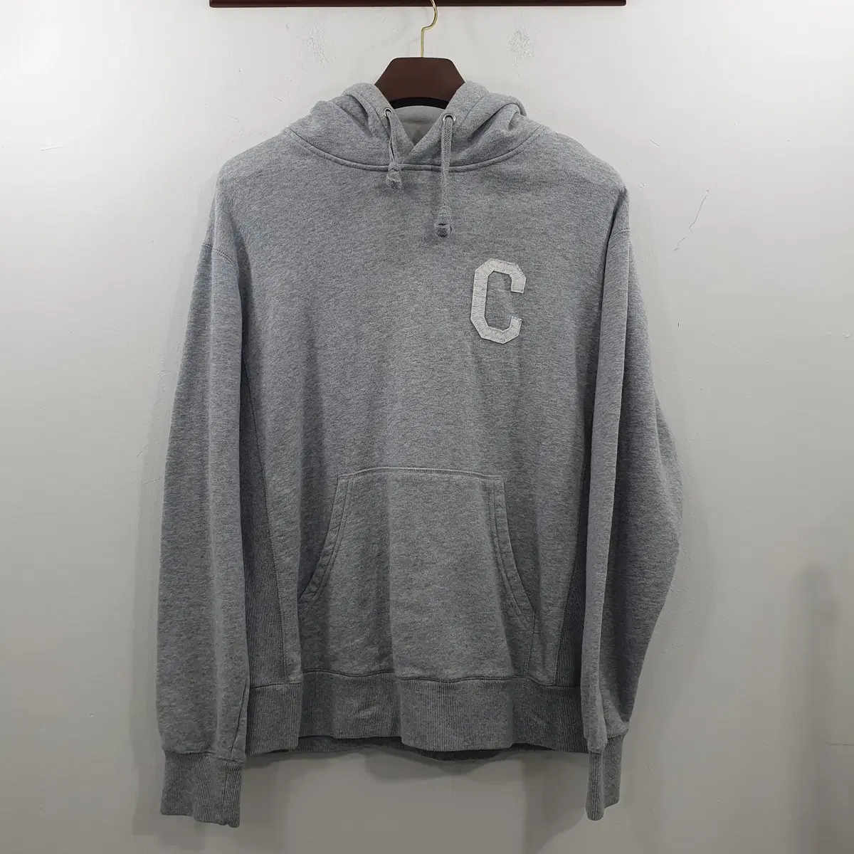 M) Covernat gray hoodie