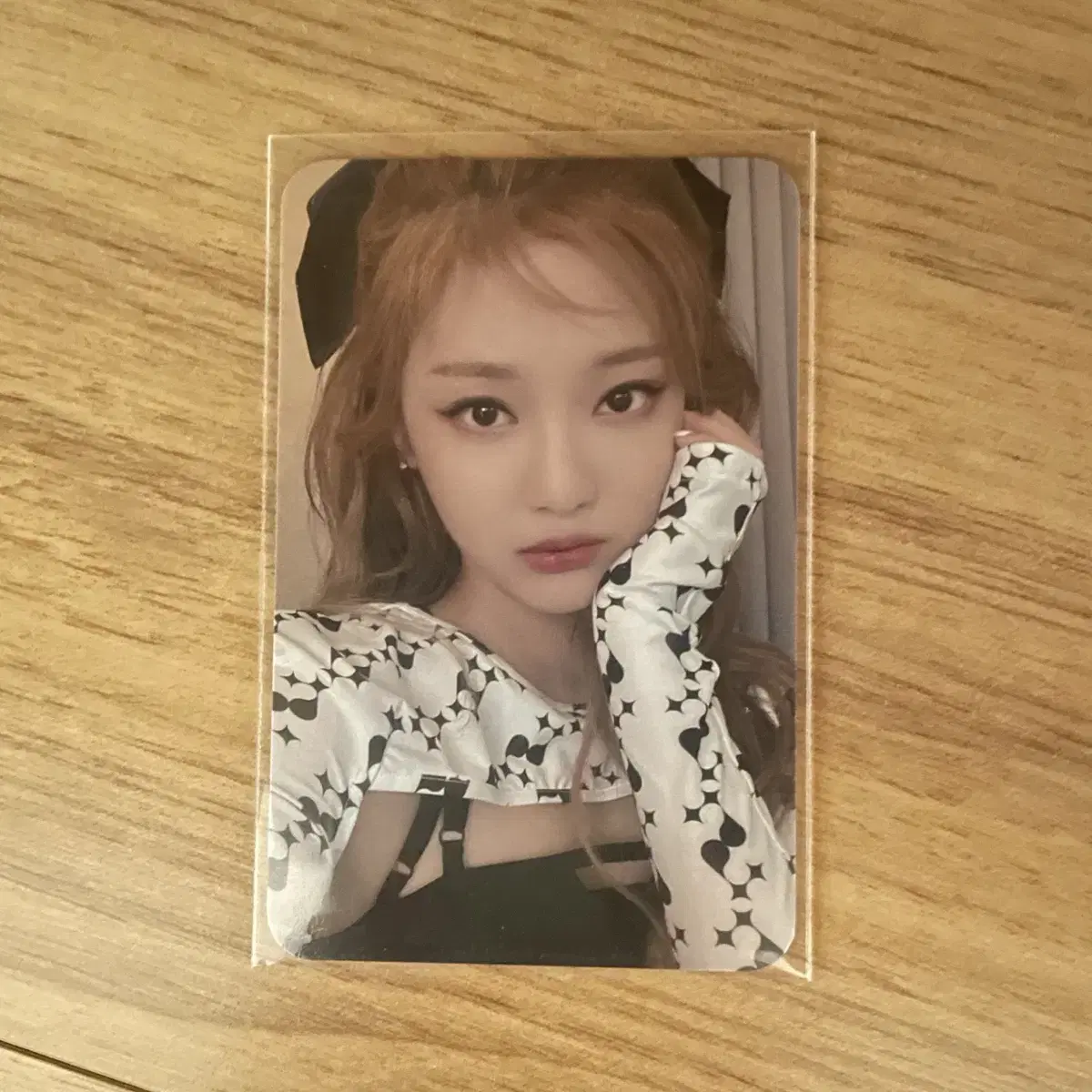 aespa ningning antique hand mirror mirror photocard