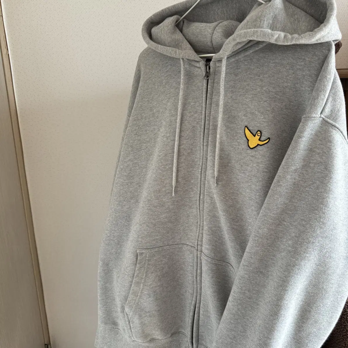 Warrior Angel Waffen Zip-up Hoodie Gray