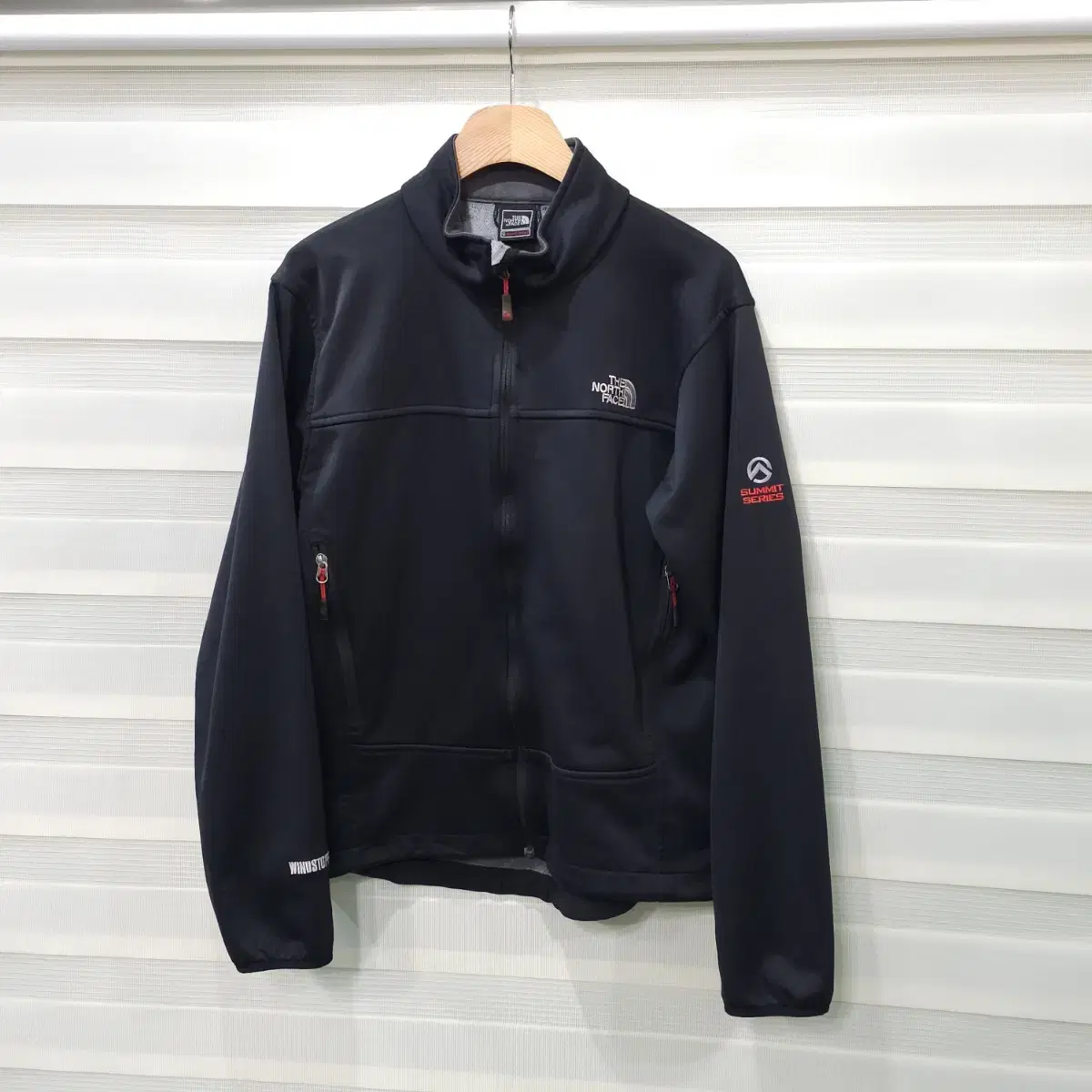 The North Face SUMMIT SERIES Zip Jacket- Medium