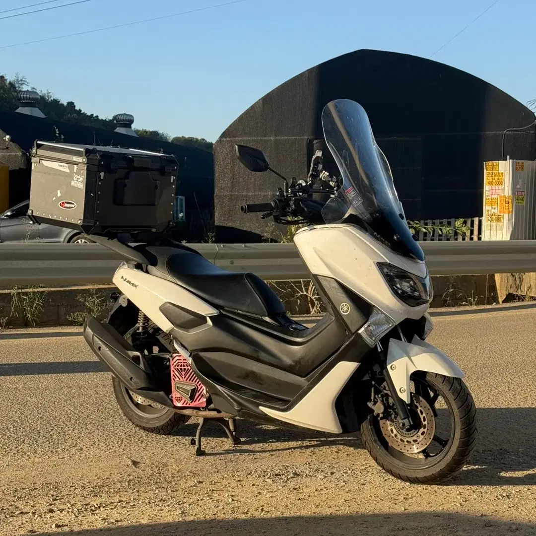 야마하 NMAX125 20년식 저렴하게 판매합니다