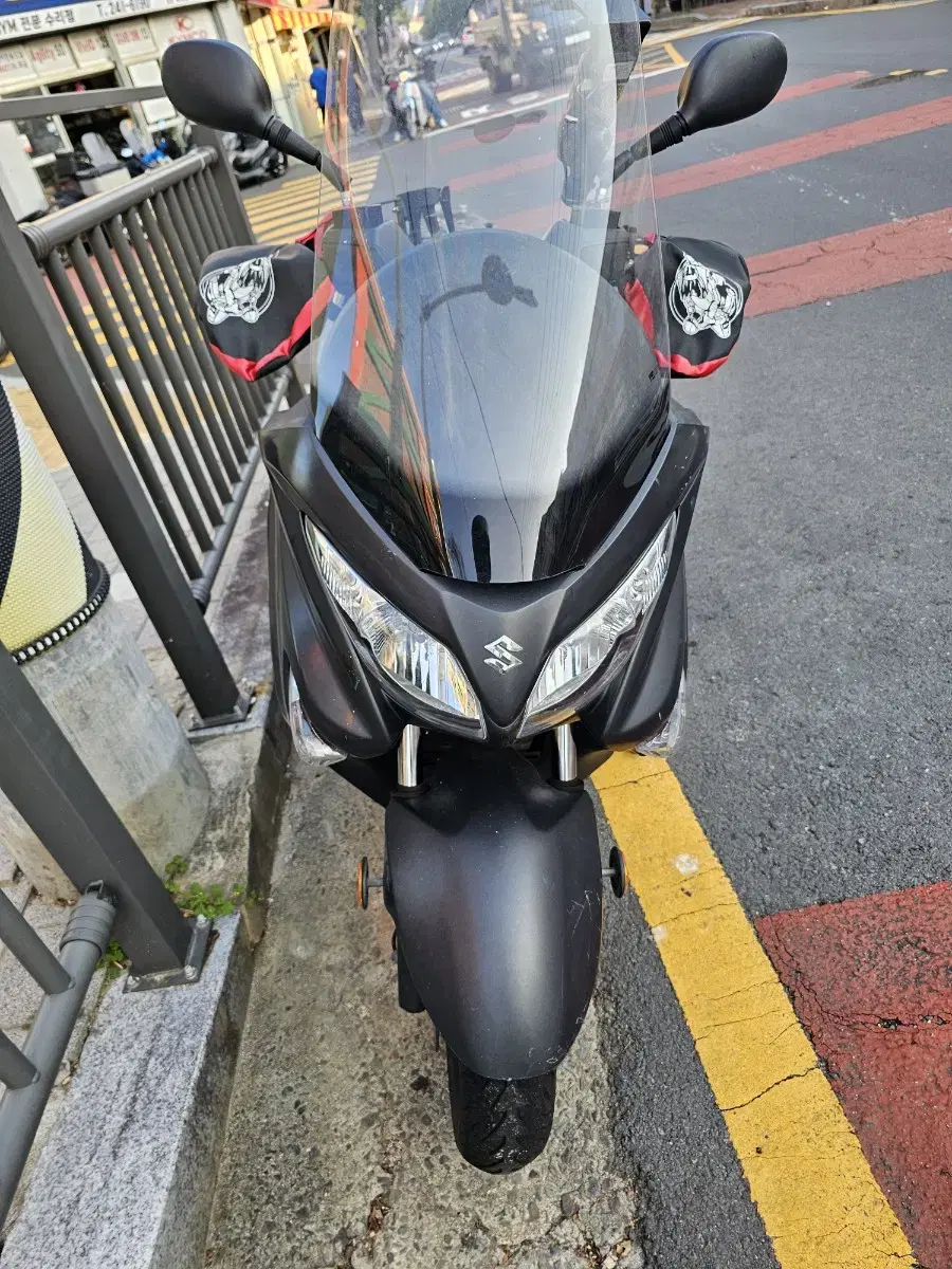 버그만125cc 19년식