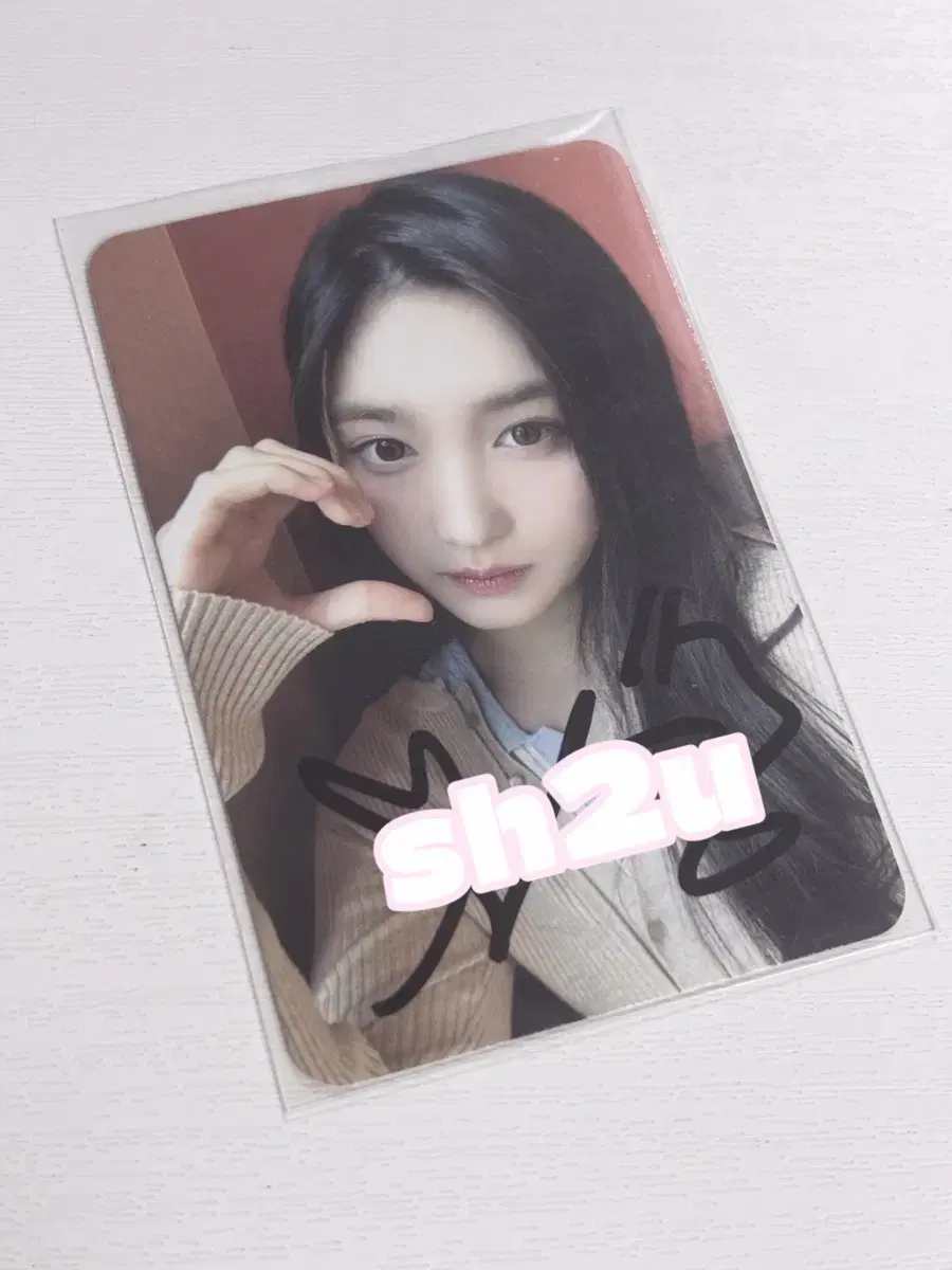 ive i.m applemusic leeseo sign photocard wts