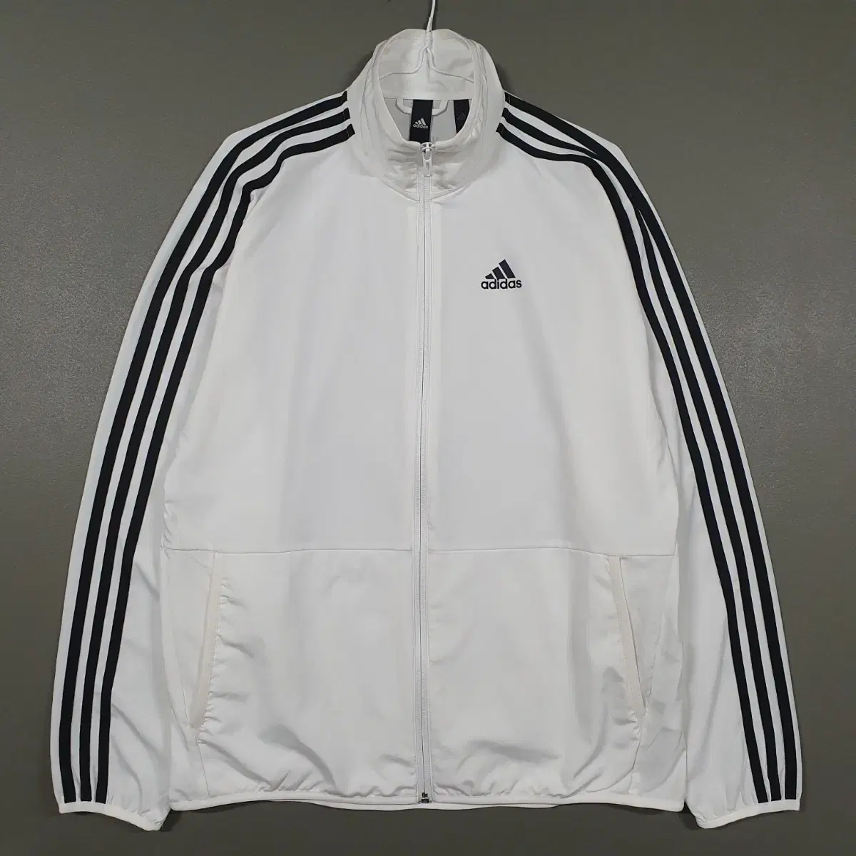 95) Adidas New Samsun Essential Captain Class Rare White Windbreaker Jacket M