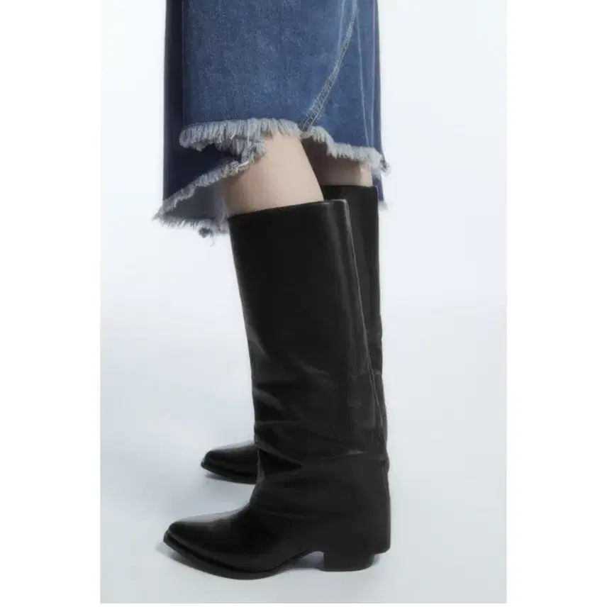 코스 슬라우치 부츠 SLOUCHED LEATHER KNEE BOOTS