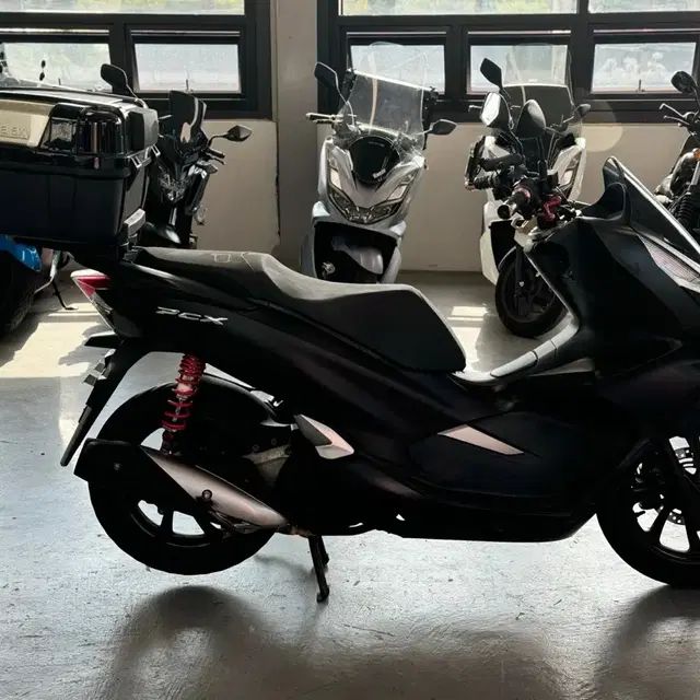 20년형 혼다 PCX125 39@@@Km 깔끔한 차량 판매합니다.