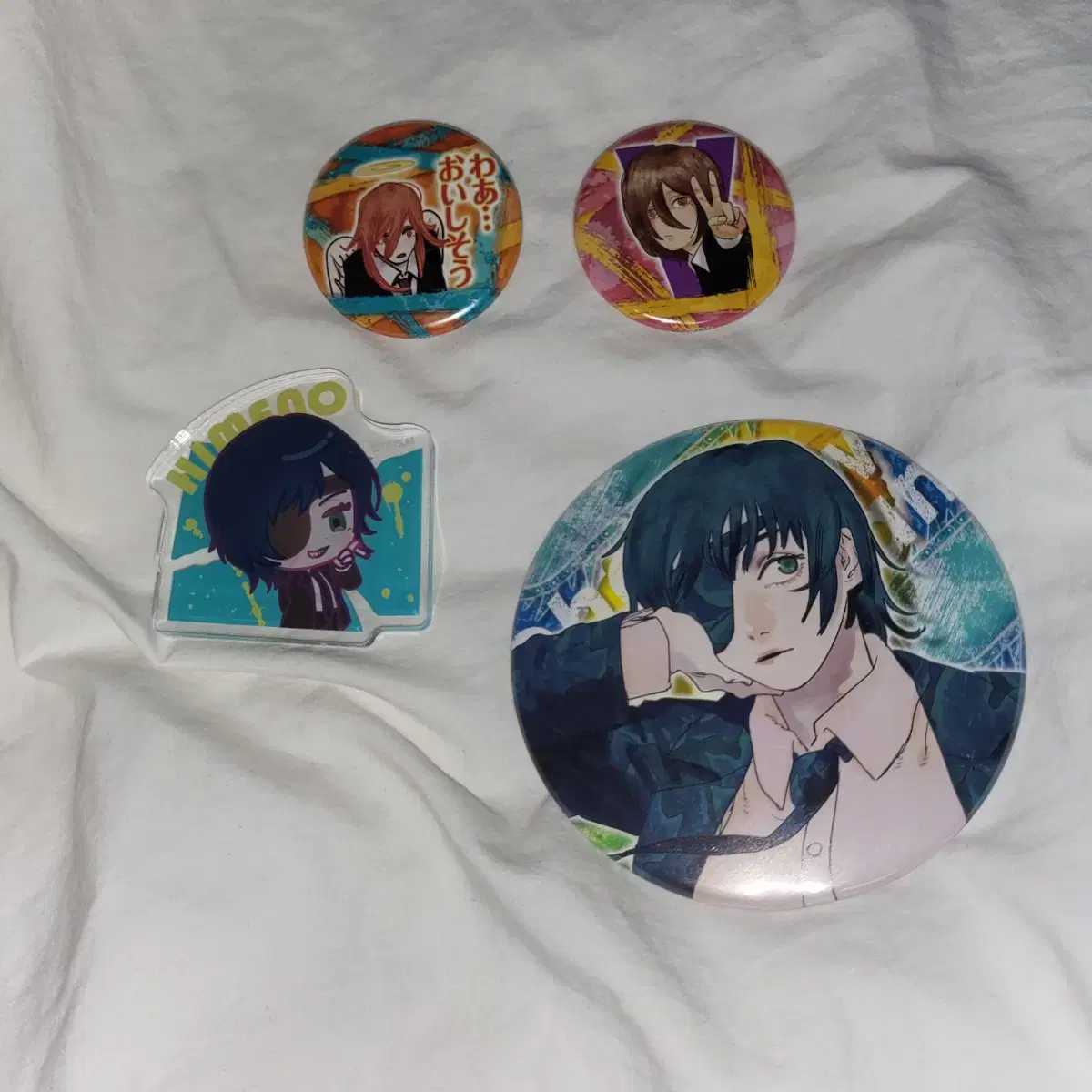 Sell Chainsaw Man canned badges