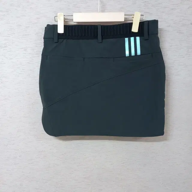 10-12/아디다스 3-ST SLIT SKIRT 속바지 스커트 여성