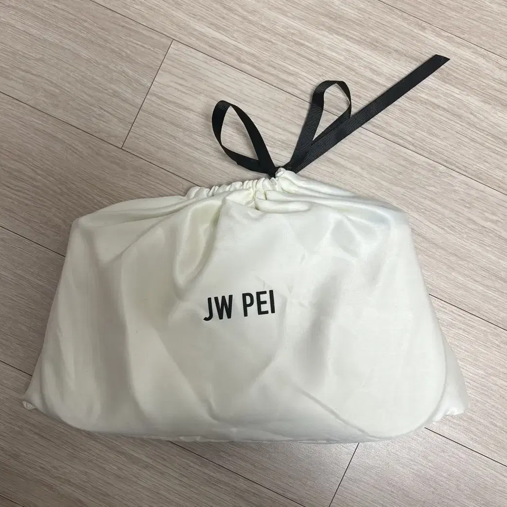 Jw pei 제이더블유페이 카리나 에바백