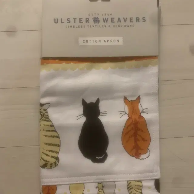 울스터위버스 캣츠인웨이팅(Cats in waiting) 면 앞치마