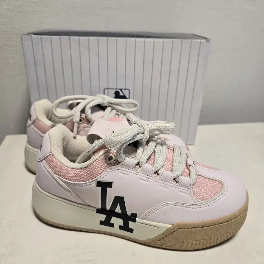 MLB 청키와이드 LA 스니커즈(Pink)