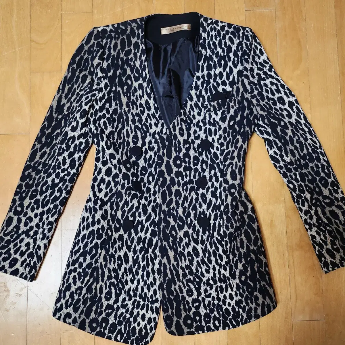 Leopard jacket (S) Not used 55