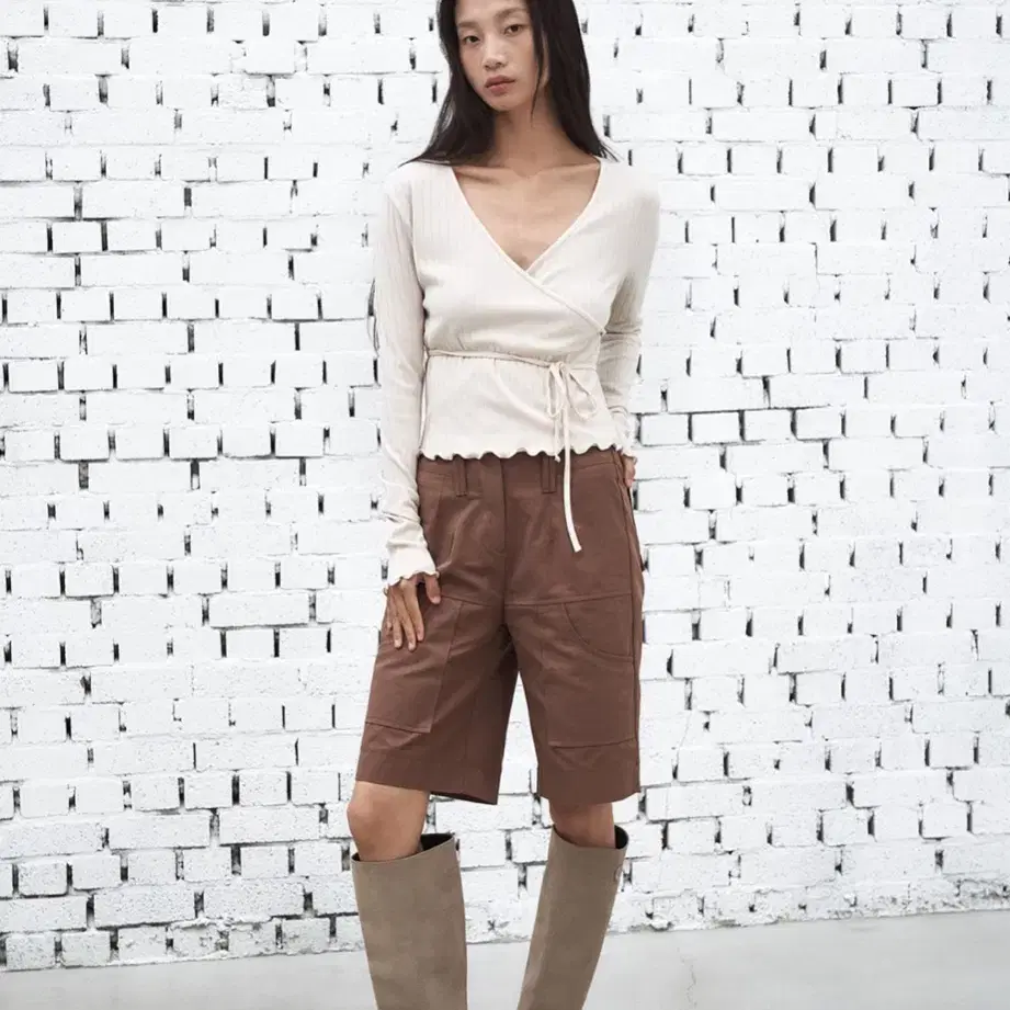 아우로 OURO POCKET MIDI PANTS 새상품 택O