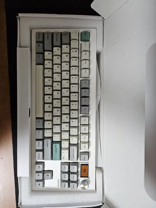 gmk87 주오야 커스텀 키보드 . gmk67 텐키리스 키보드