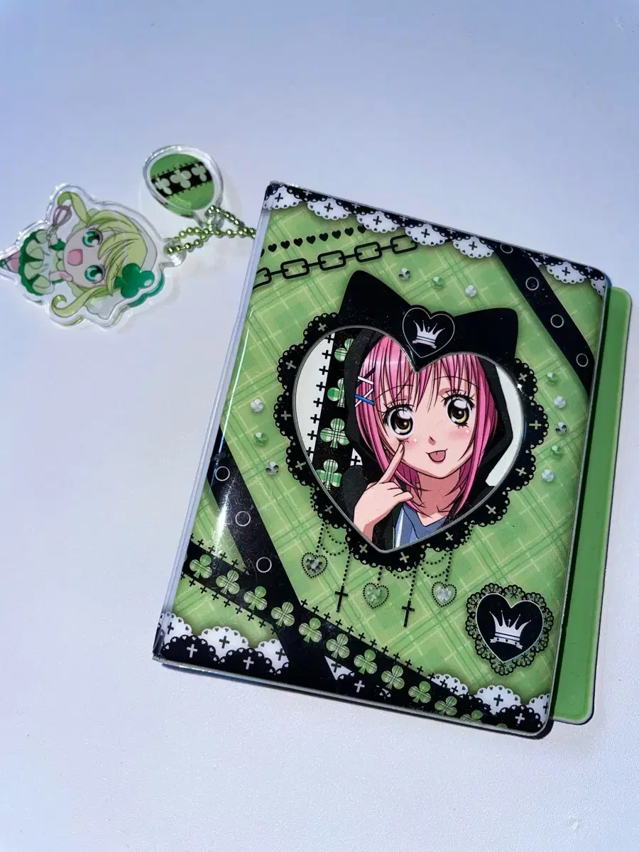 Bulk characterchange clover collectbooks+keyrings