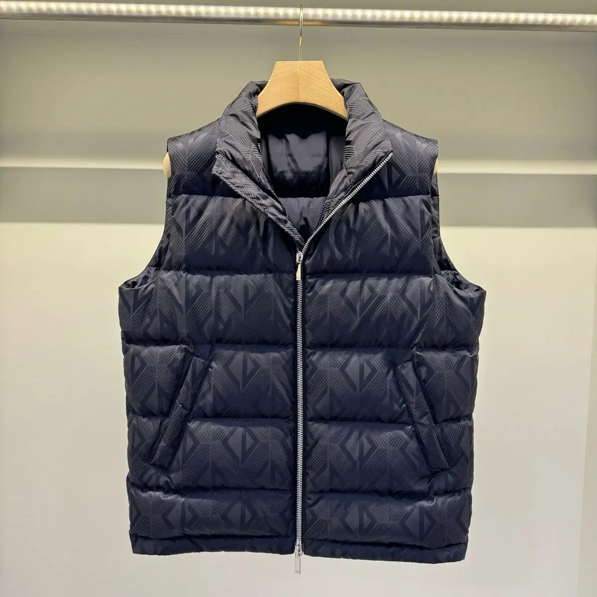 Dior CDLogo diamond padded vest