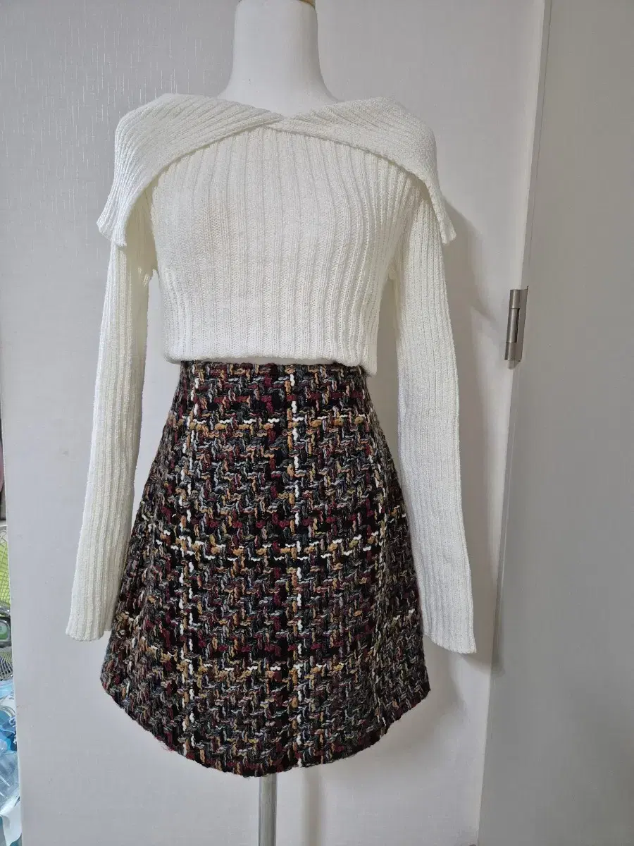 New Product )Tweed Skirt