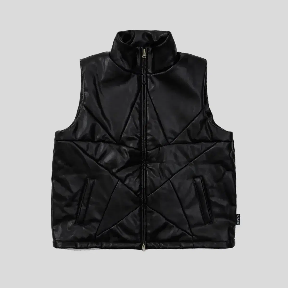 [아조바이아조]Star Vegan Leather Puffer Vest