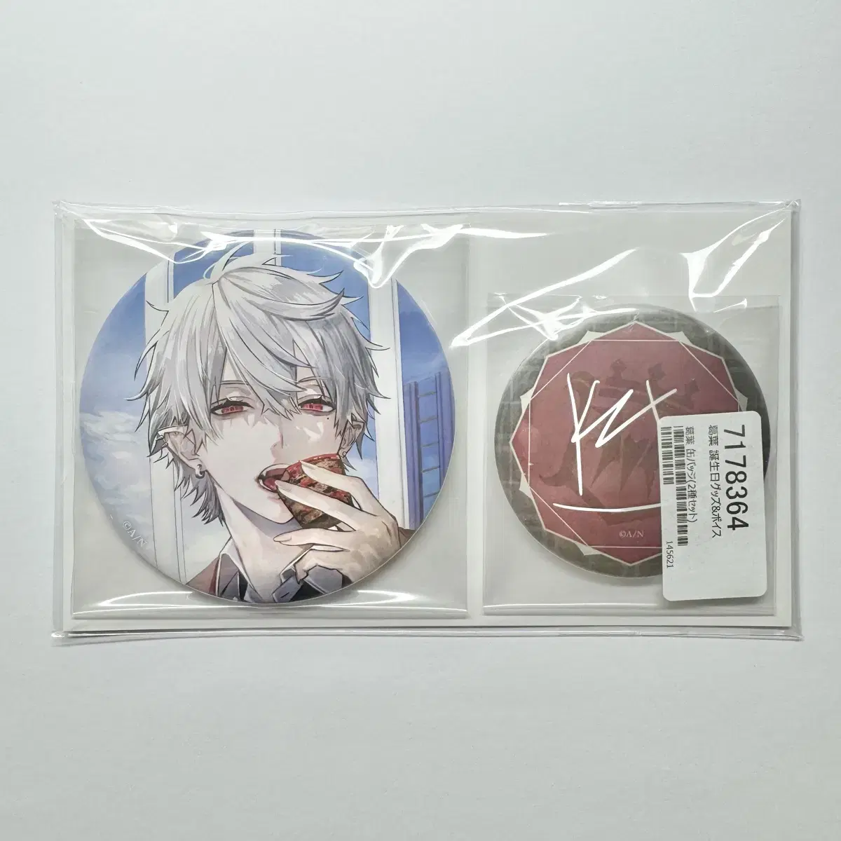 NIJISANJI Kuzuha birthday 2022 Canbadge acrylic Puppetto Pape Nui Cheki Nendo