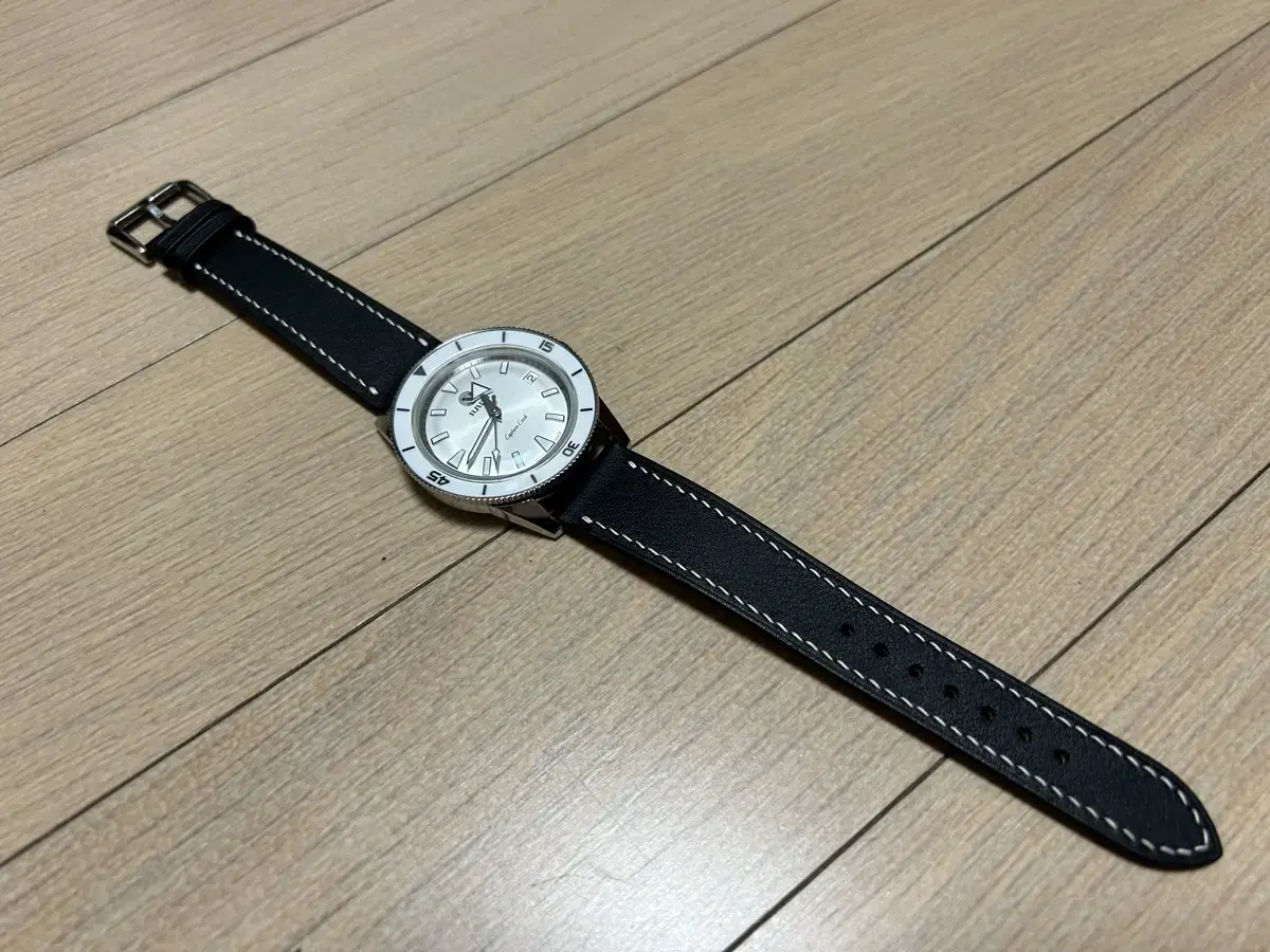 라도 캡틴쿡 화이트 37mm 쿨거래시 105만