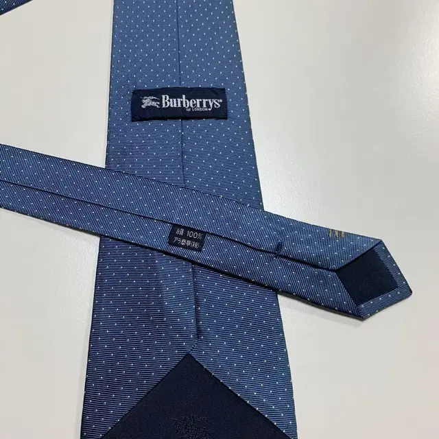 버버리(BURBERRY) 명품 도트넥타이 실크 정장 A+등급 9.4cm