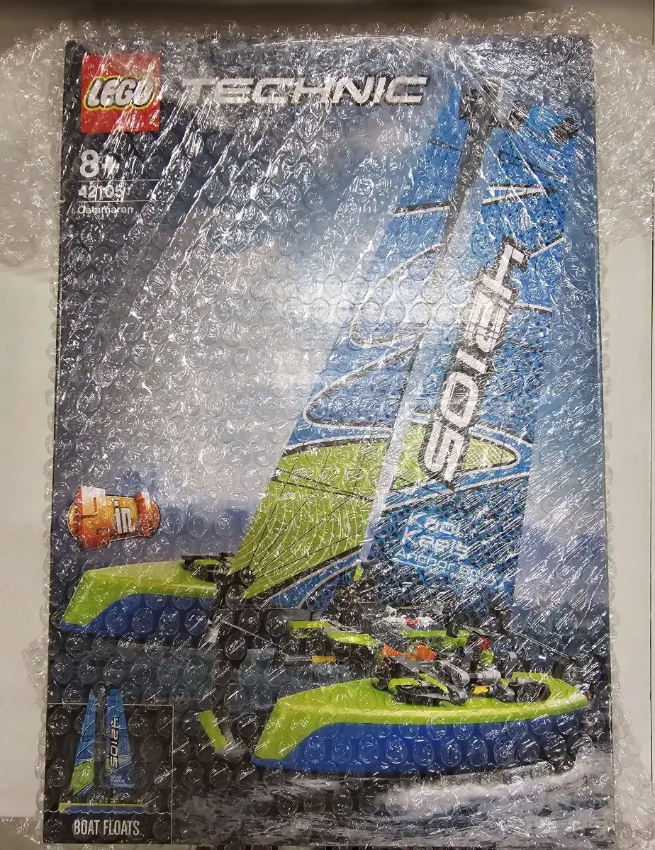 LEGO 42105 Technic Floating Catamaran