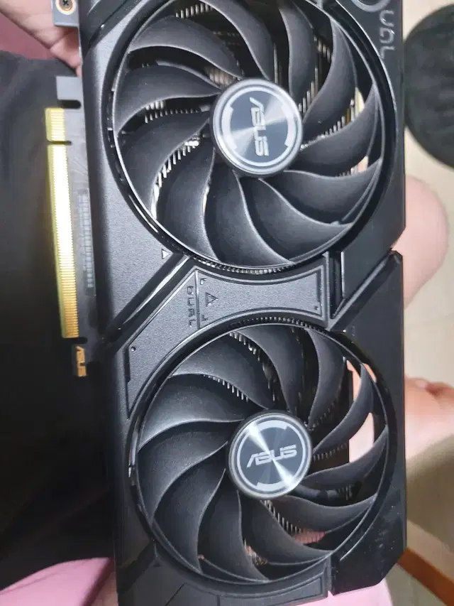 아수스 rtx 4070 super 팔아요 as 엄청 많이 남음